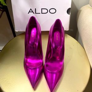 ALDO PUMPS Never been worn